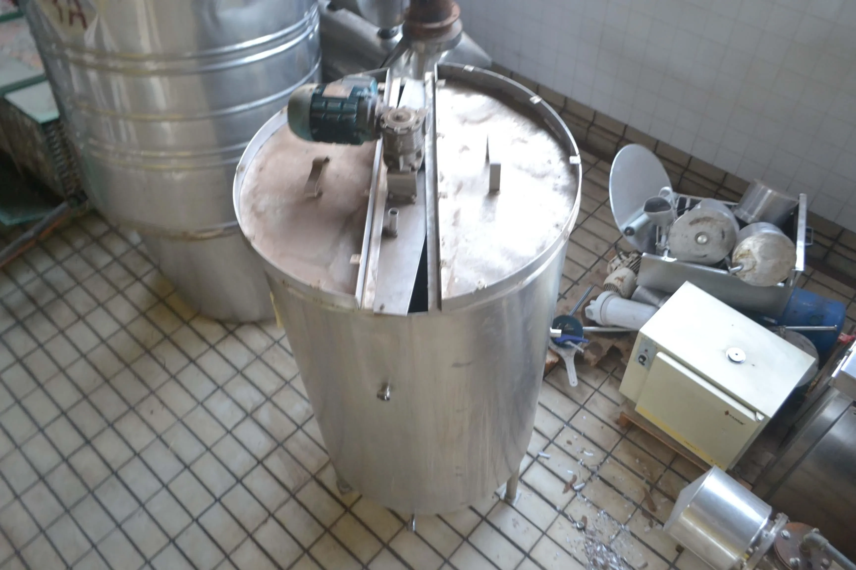 tanque-misturador-em-aco-inox-800-litros-1415