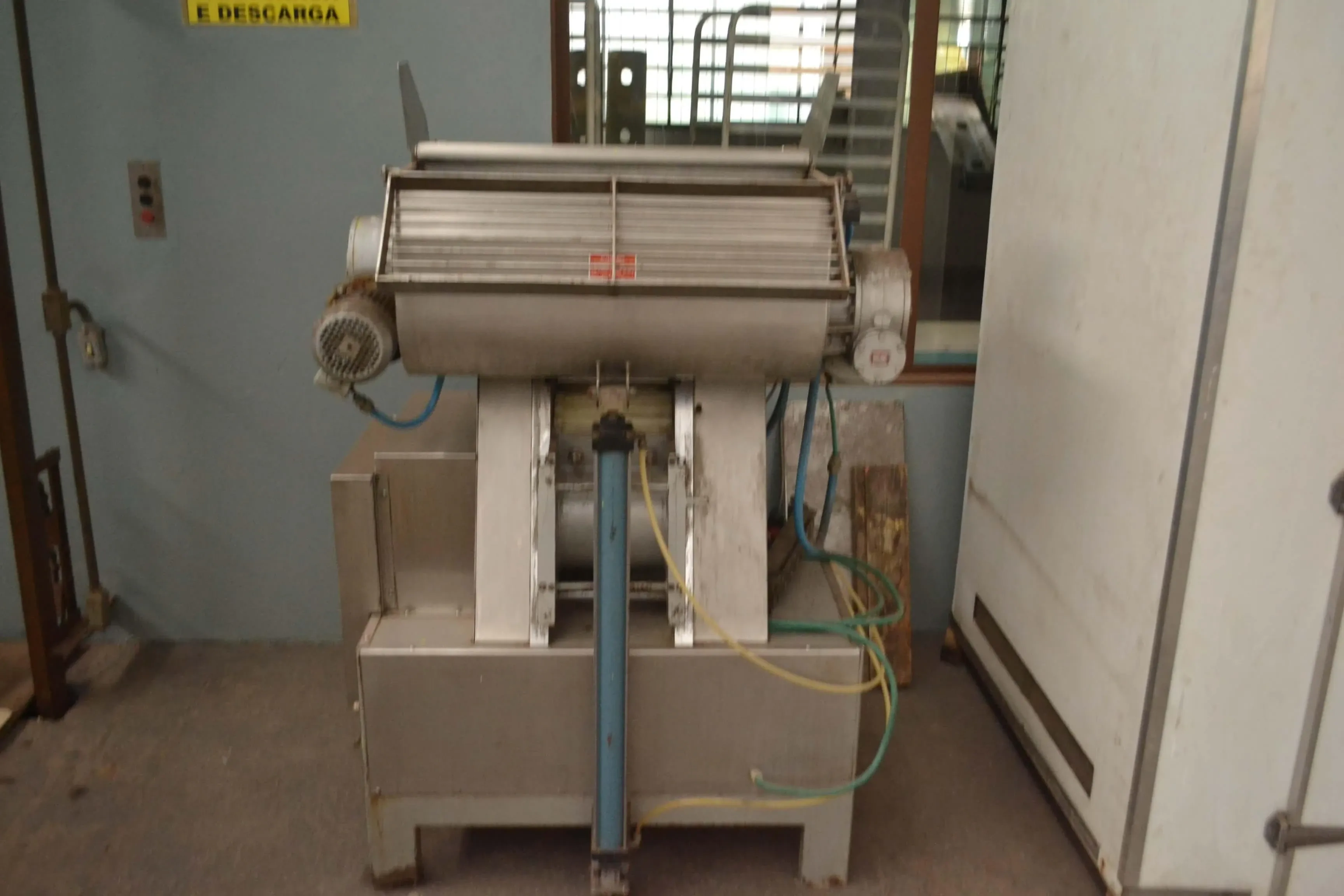 esfolhadeira-de-massas-100-kg