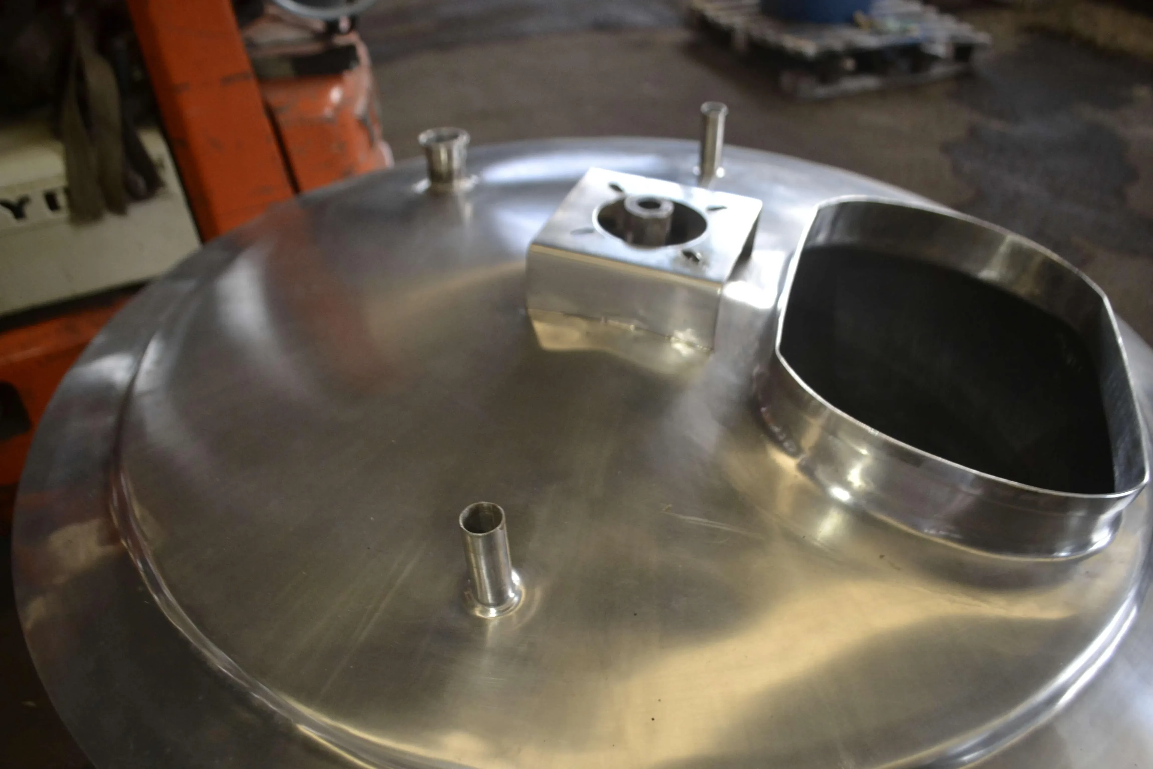 tanque-pulmao-em-aco-inox-capacidade-400-litros