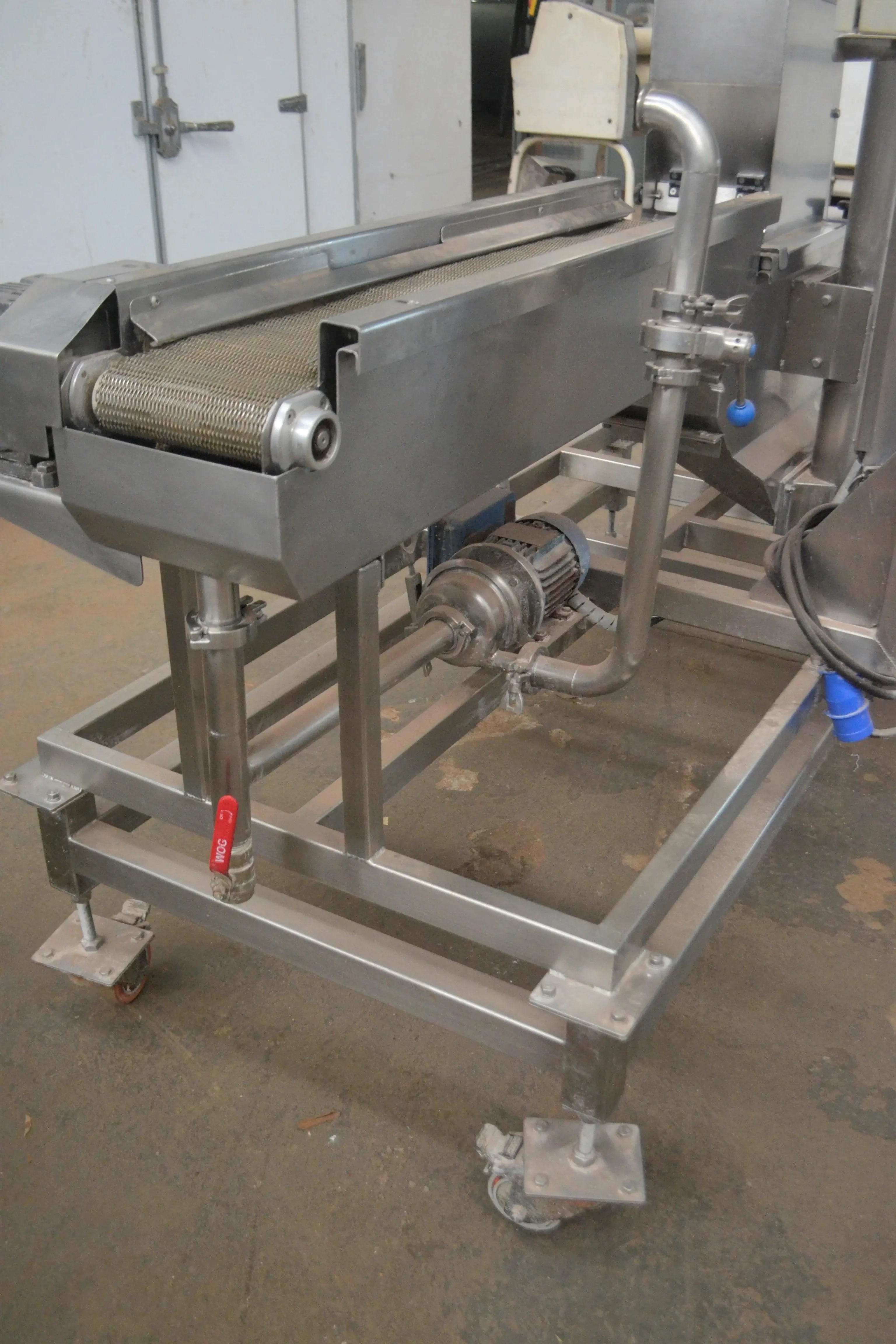 empanadeira-de-salgados-capacidade-360-kg-hora-marca-mci