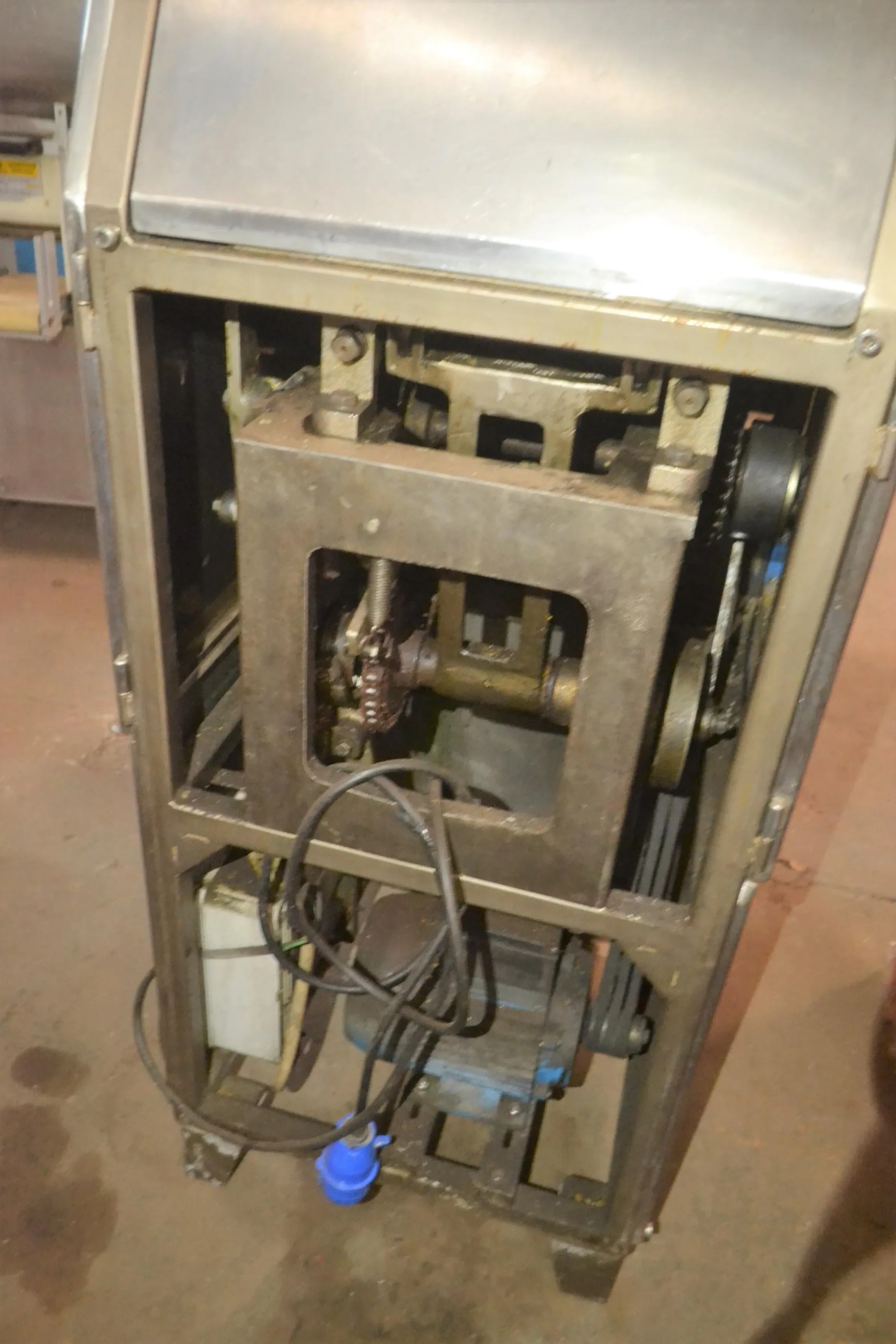 capeleteira-e-ravioleteira-20-kg-h-marca-torresani