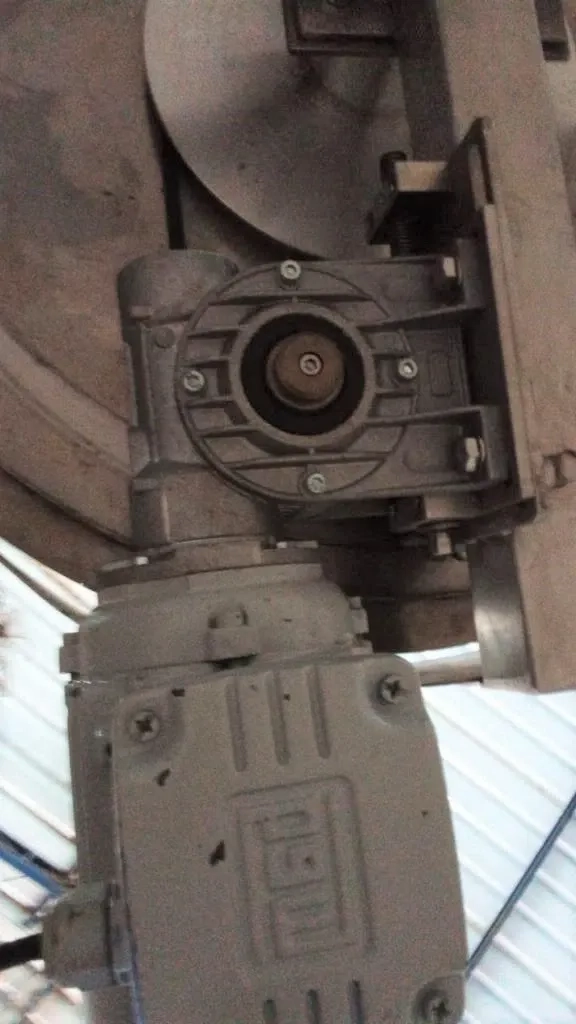 mesa-acumuladora-800-mm-em-aco-inox