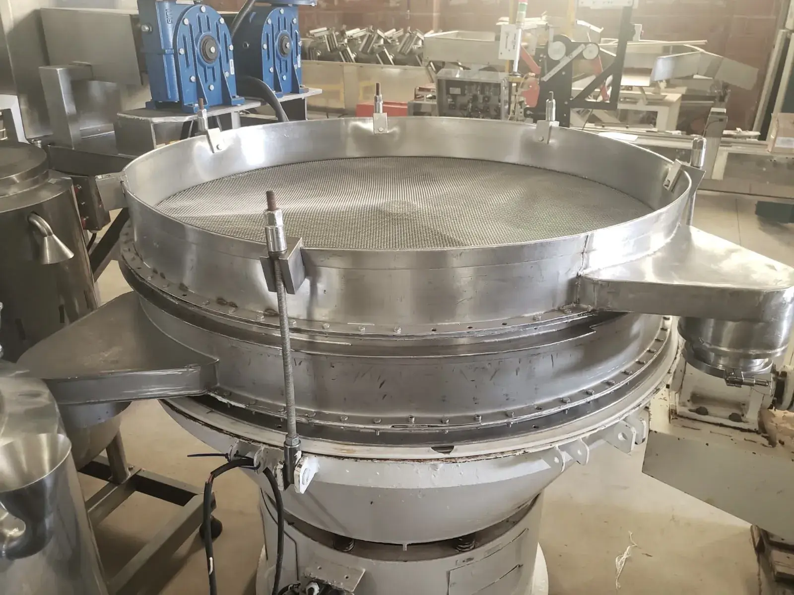PENEIRA VIBRATÓRIA ROTATIVA CIRCULAR EM AÇO INOX MARCA MVL