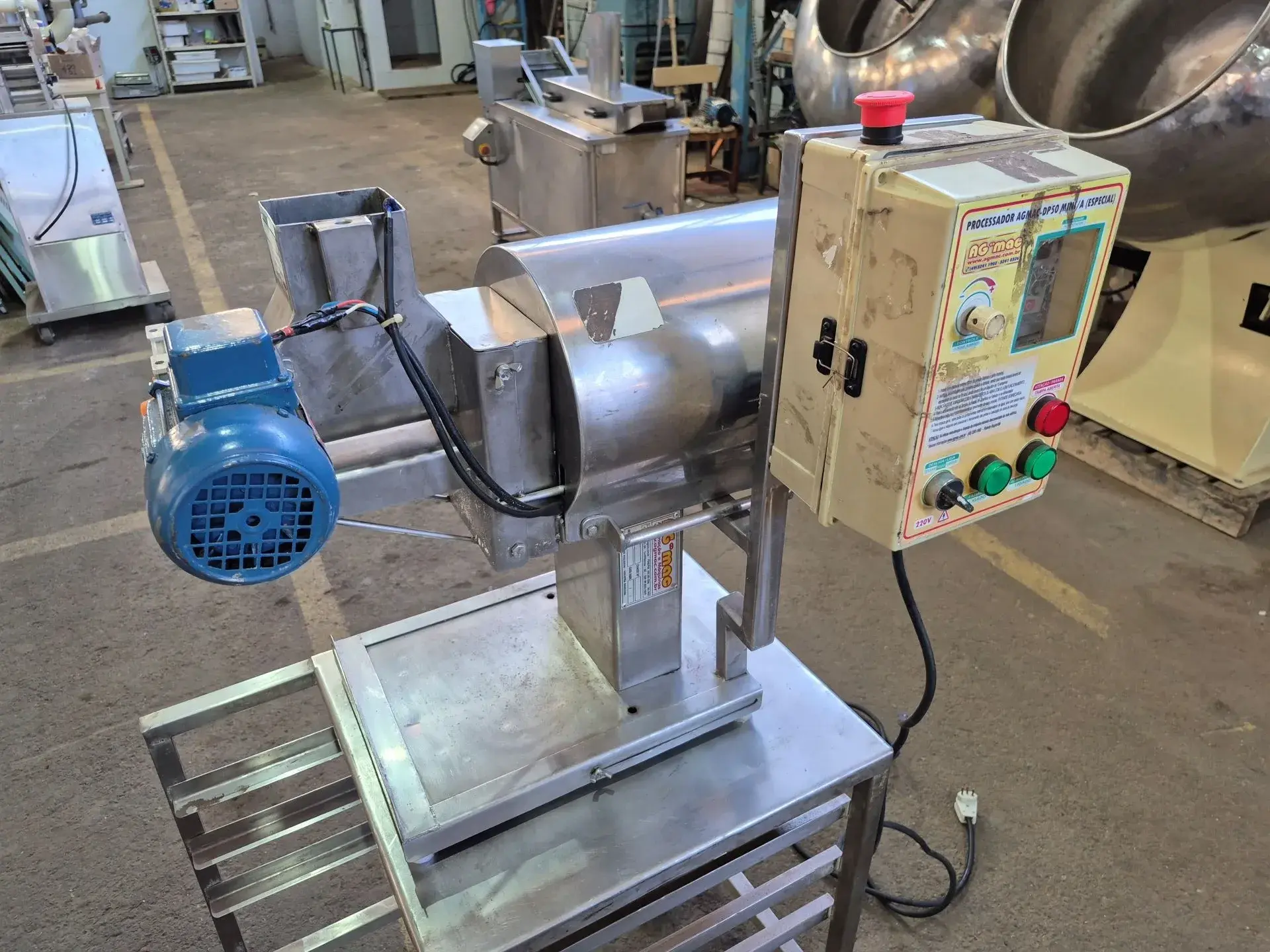 processador-triturador-inox-cap-50-kg-h-marca-agmac-mod-dp50a