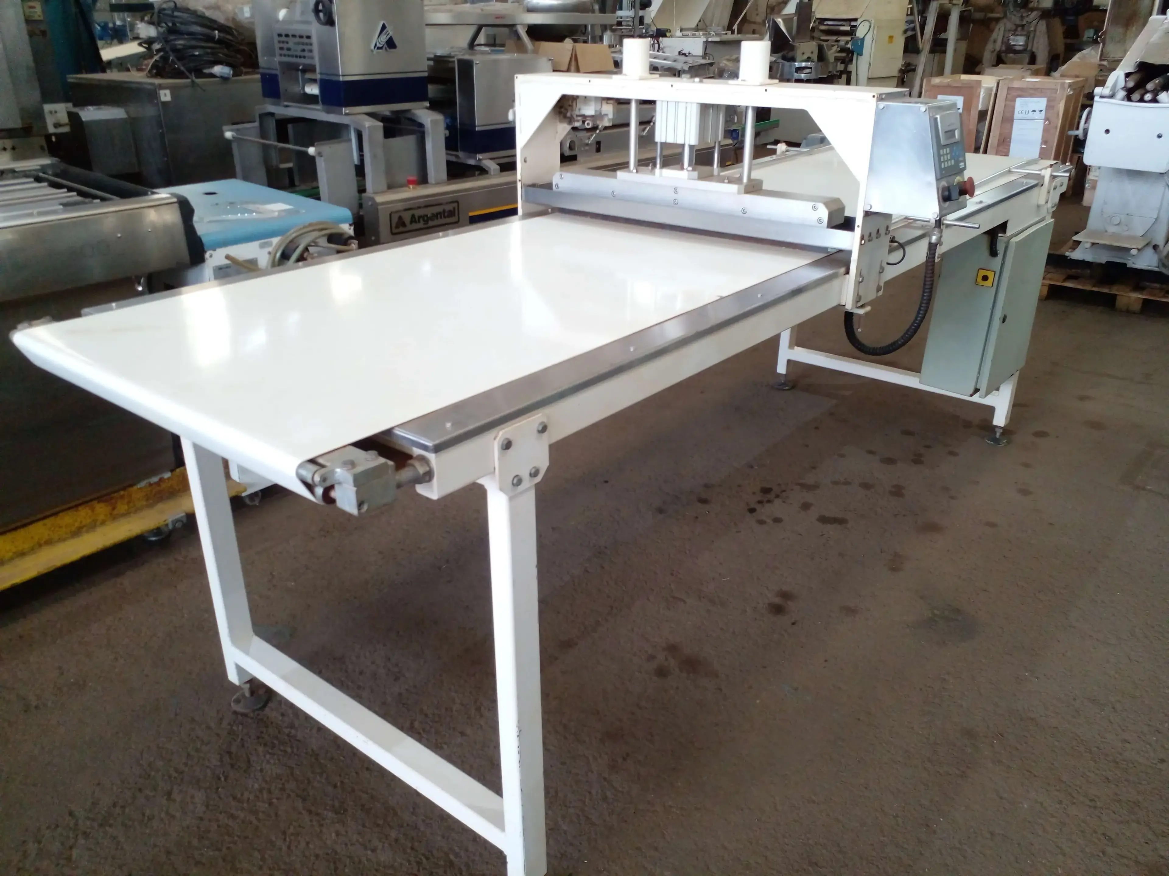 mesa-corte-marca-rsa-mod-24100050
