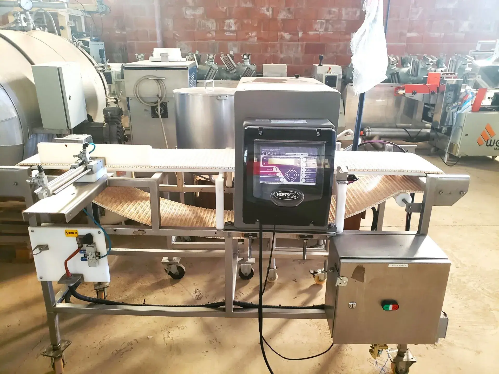 DETECTOR DE METAIS MARCA FORTRESS