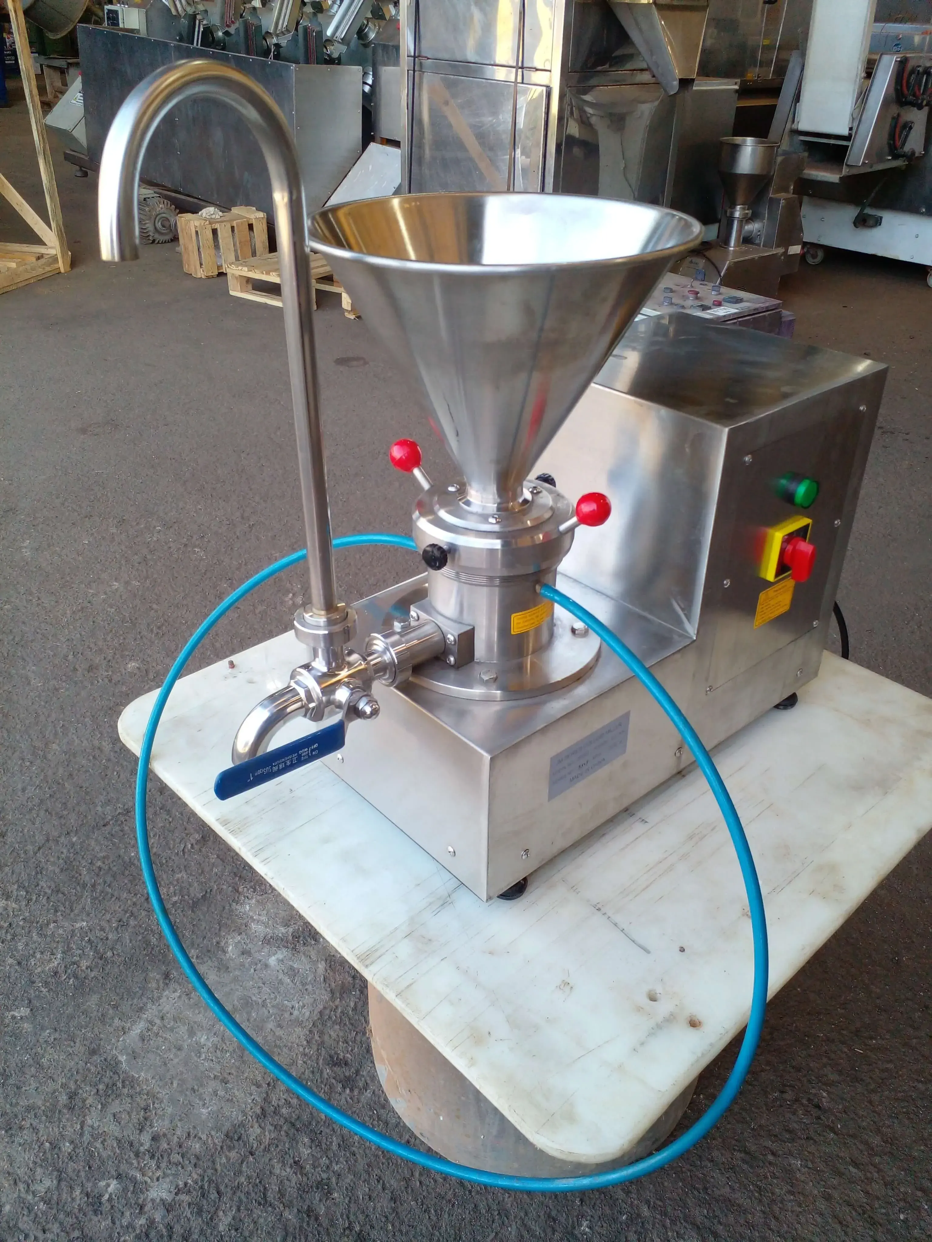 MOINHO COLOIDAL CAPACIDADE 60 KG MARCA HUANNYU