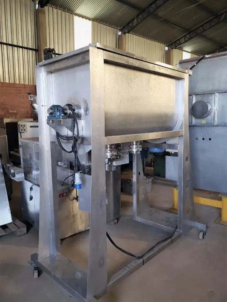 MISTURADOR RIBBON BLENDER EM AÇO INOX 300 LITROS