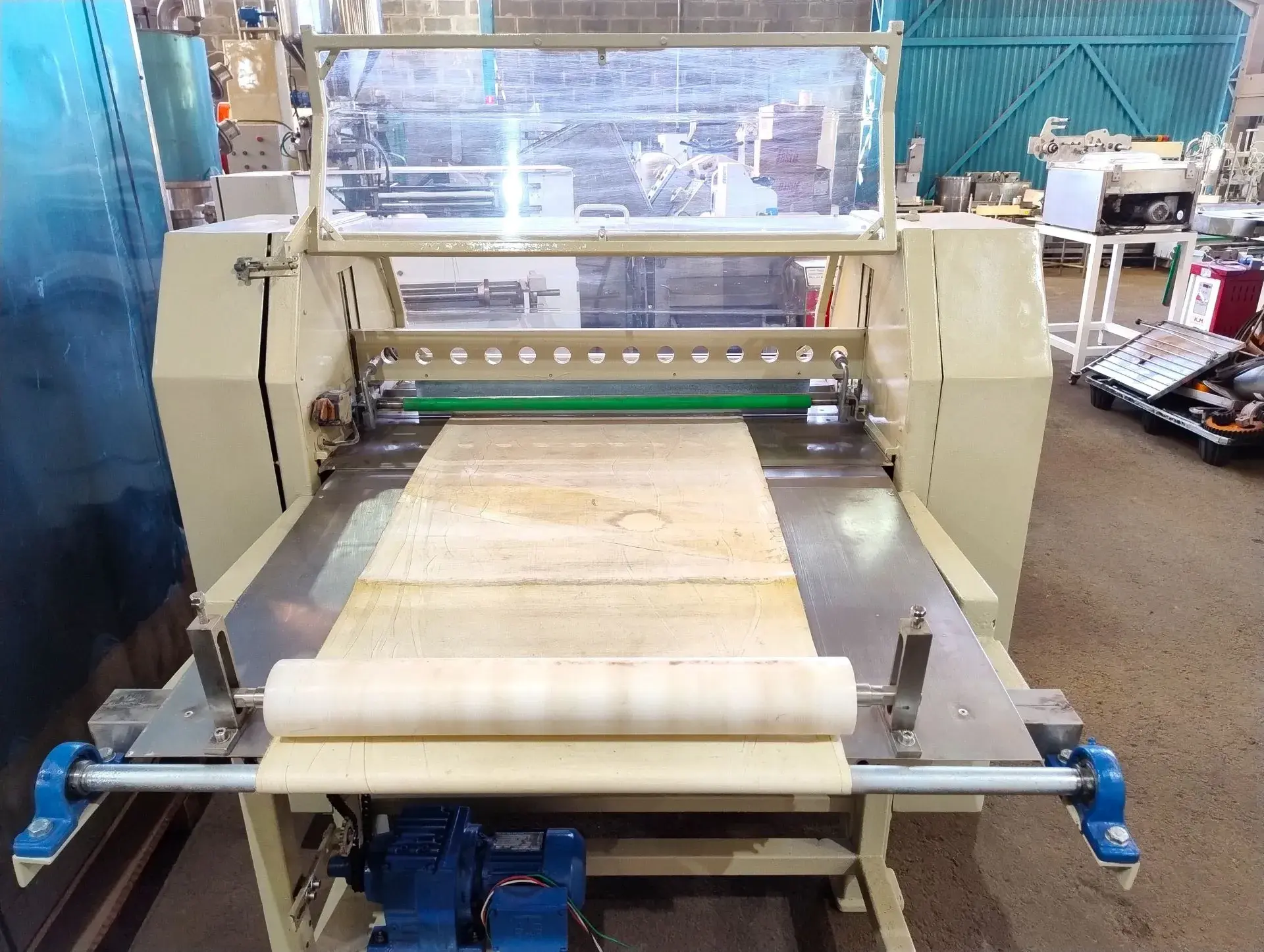 guilhotina-faca-horizontal-automatica-2024
