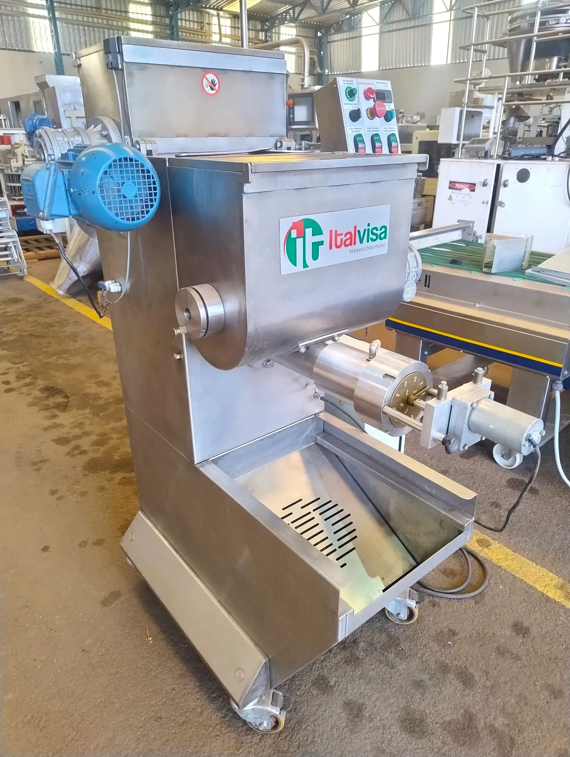 EXTRUSORA DE MASSAS MARCA ITALVISA MODELO PASTAIA P55