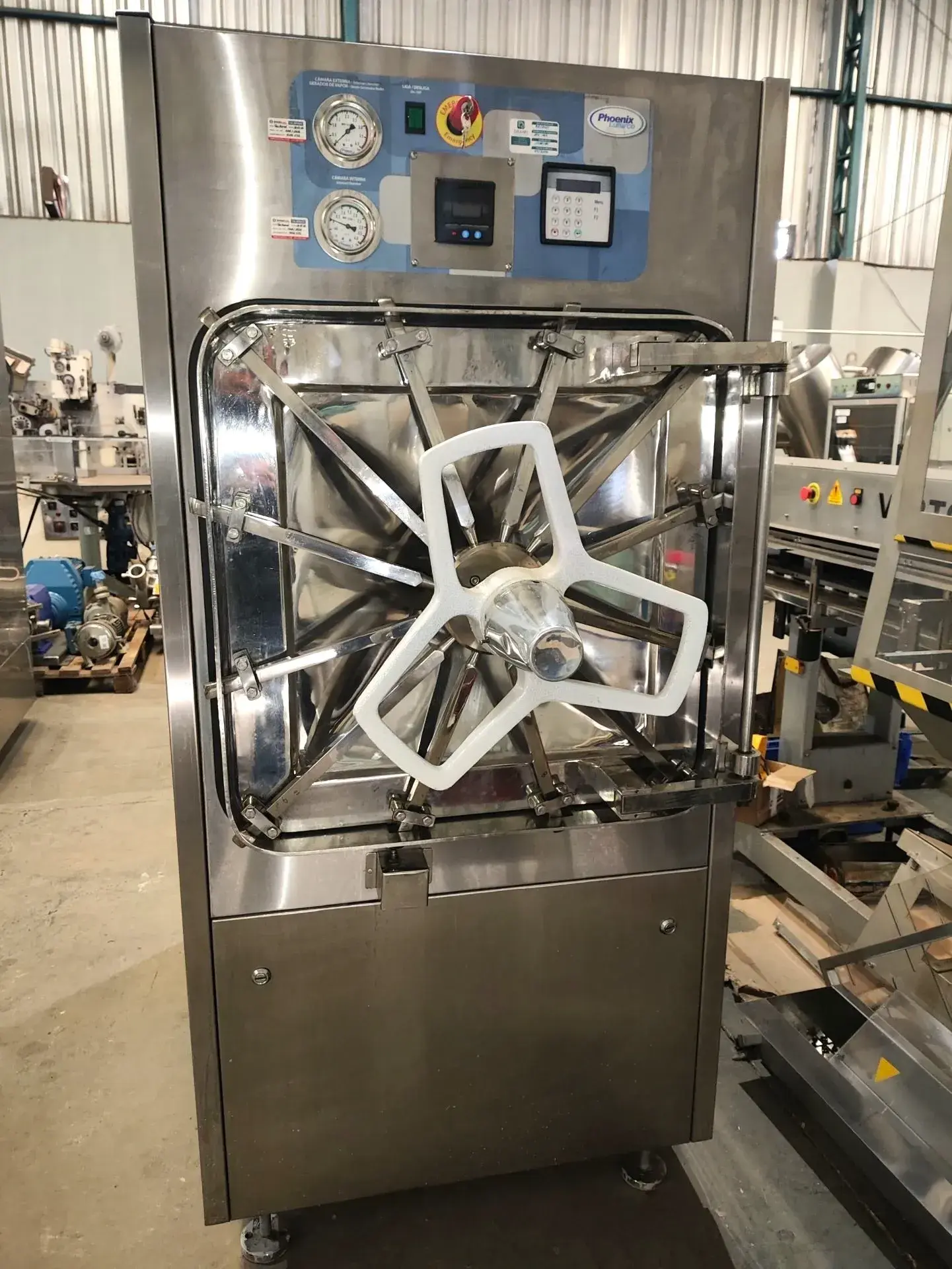 autoclave-em-aco-inox-a-vapor-capacidade-360-litrosa-phoenix-luferco