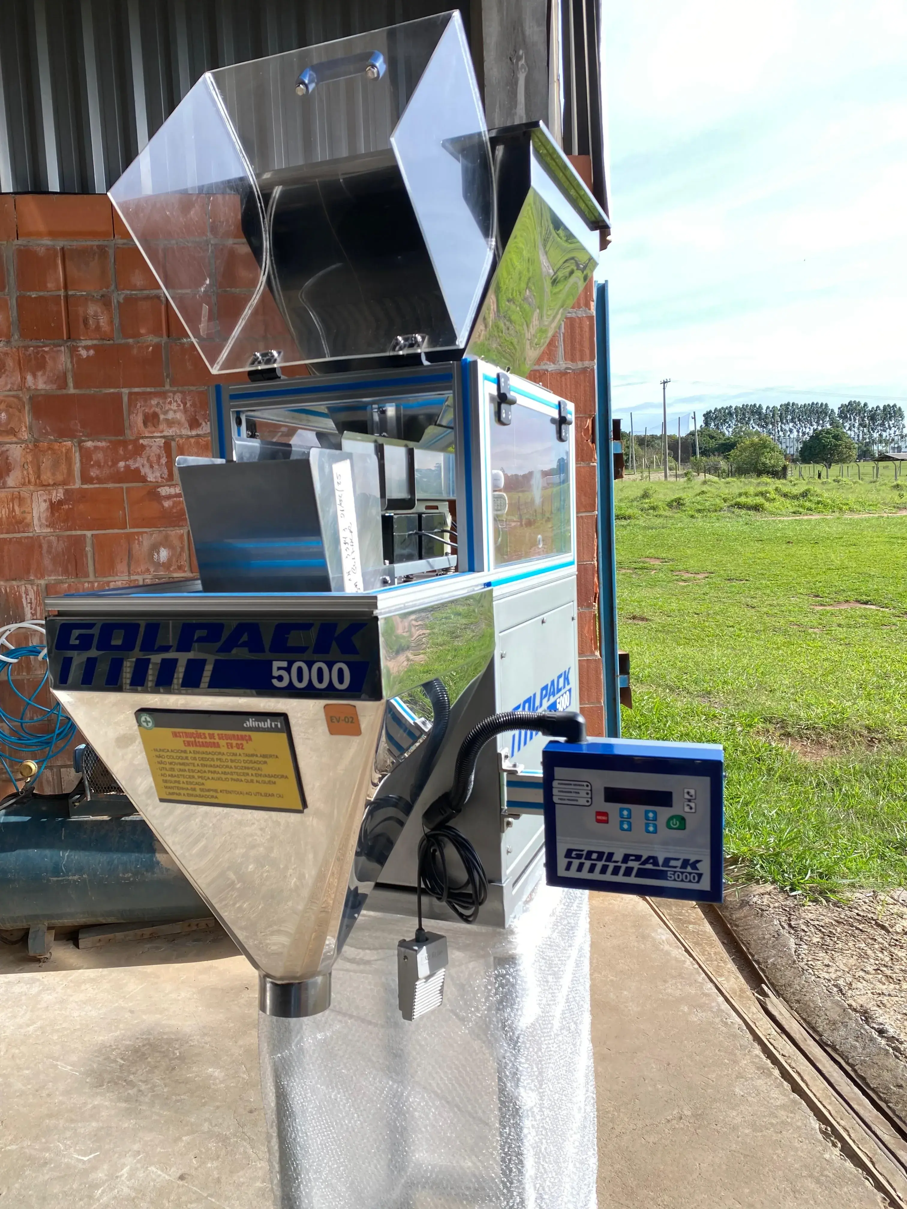 balanca-dosadora-envasadora-em-aco-inox-marca-golpack