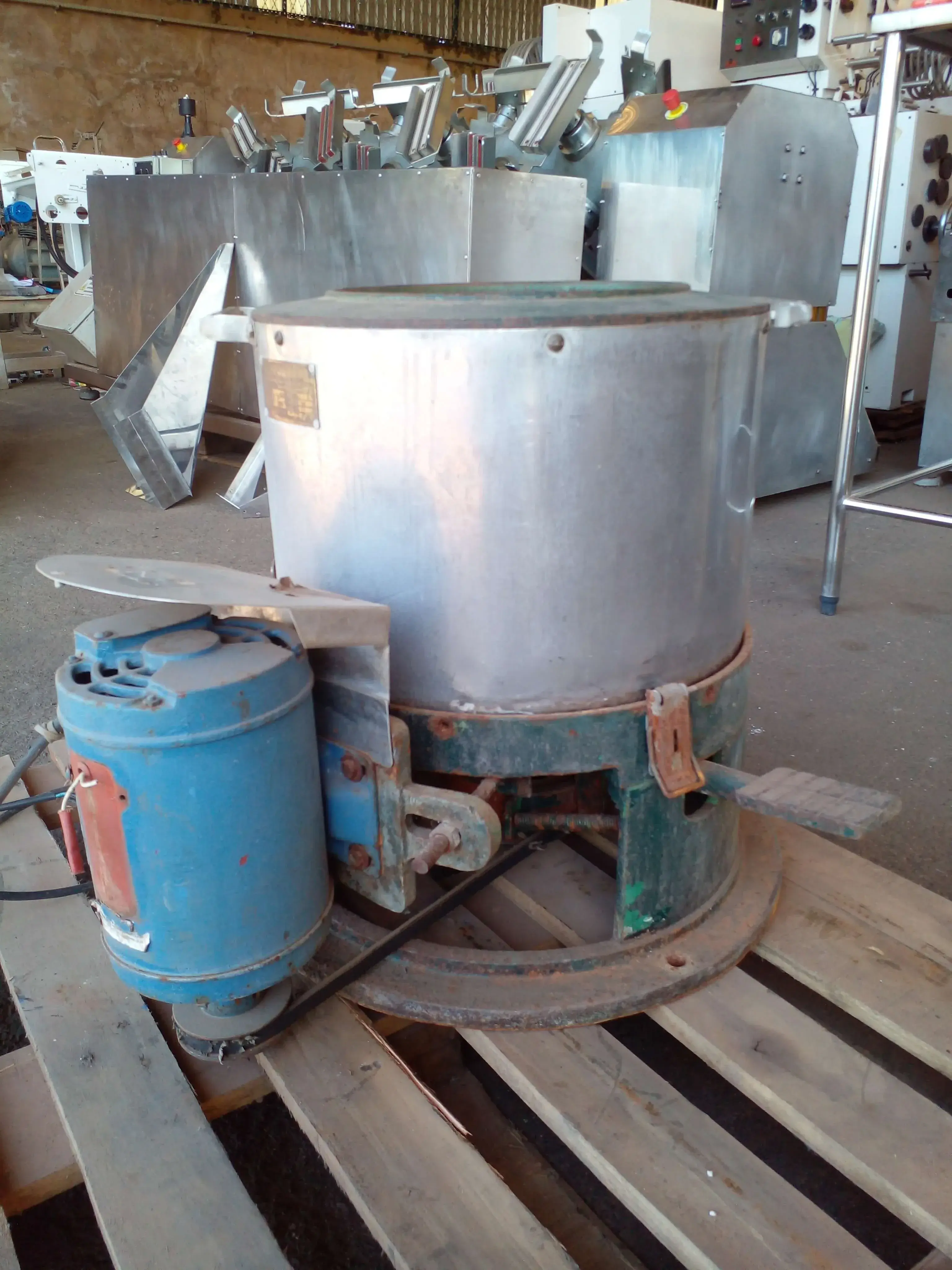 CENTRÍFUGA INDUSTRIAL PARA VERDURAS E HORTALIÇAS MARCA KODAMA