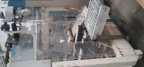 linha-de-macarrao-instantaneo-chinesa