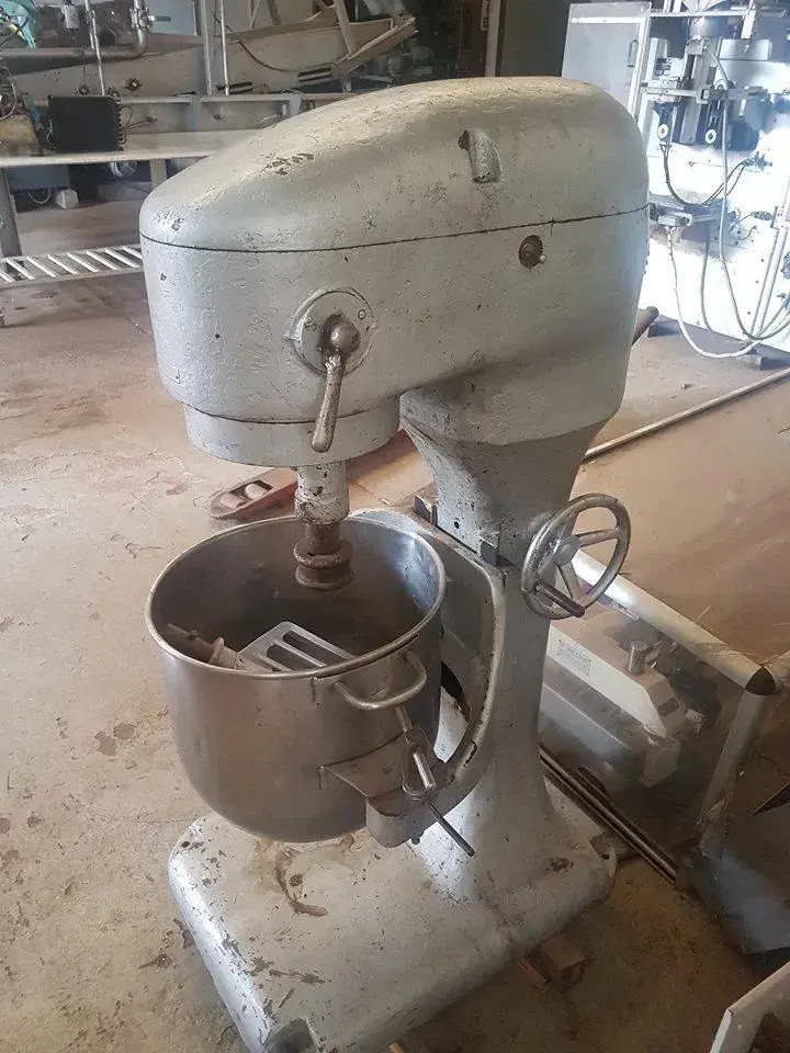 BATEDEIRA PLANETÁRIA 40 LITROS
