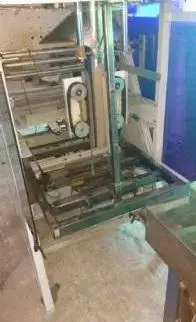 EMBALADORA VERTICAL PARA SÓLIDOS JHM