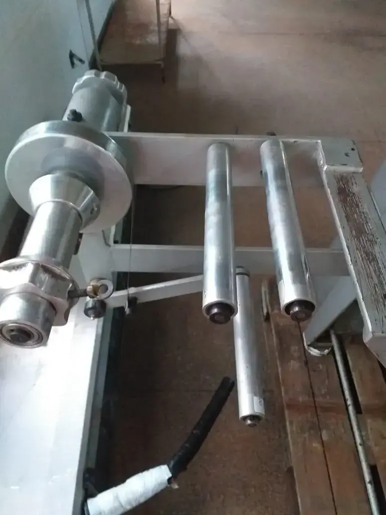 EMBALADORA DE DUPLA TORÇÃO MARCA FORGROVE