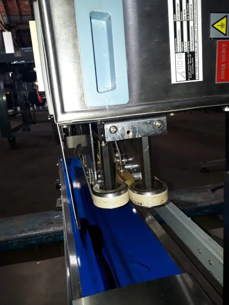 SELADORA AUTOMÁTICA VERTICAL COM DATADOR MARCA TECFAG