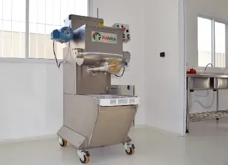 EXTRUSORA DE MASSAS PASTAIA P55
