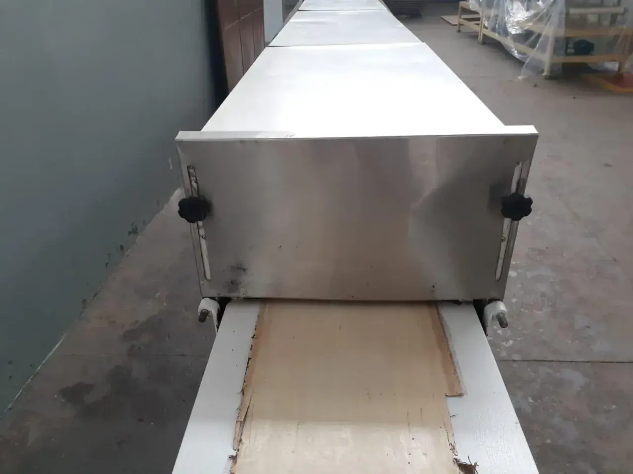 TÚNEL DE RESFRIAMENTO CACAUTEC 7 M X 250 MM
