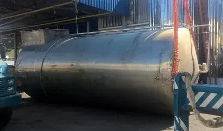 TANQUES EM AÇO INOX PARA 40.000 LITROS