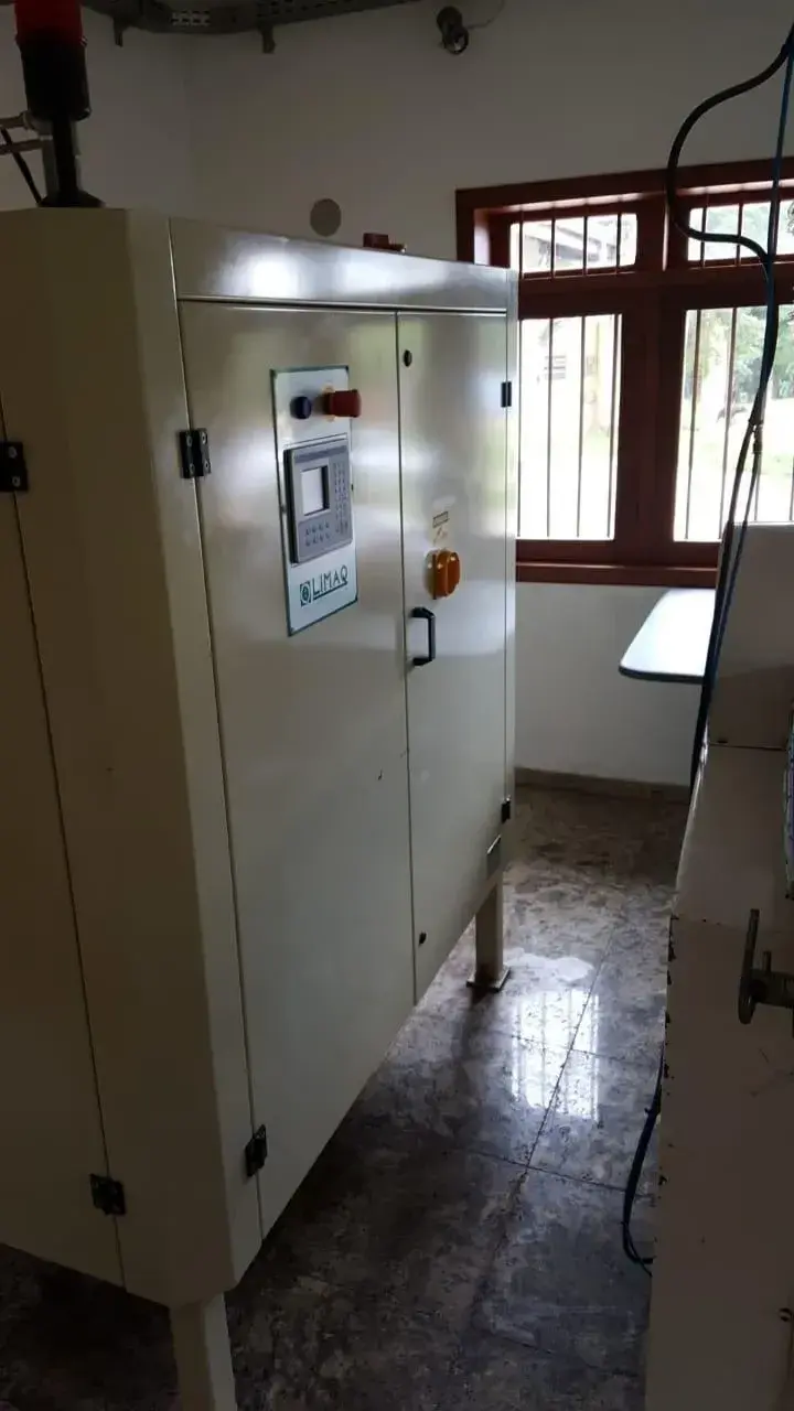 TEMPERADEIRA DE CHOCOLATES CAPACIDADE 600 KG/HORA MARCA LIMAQ