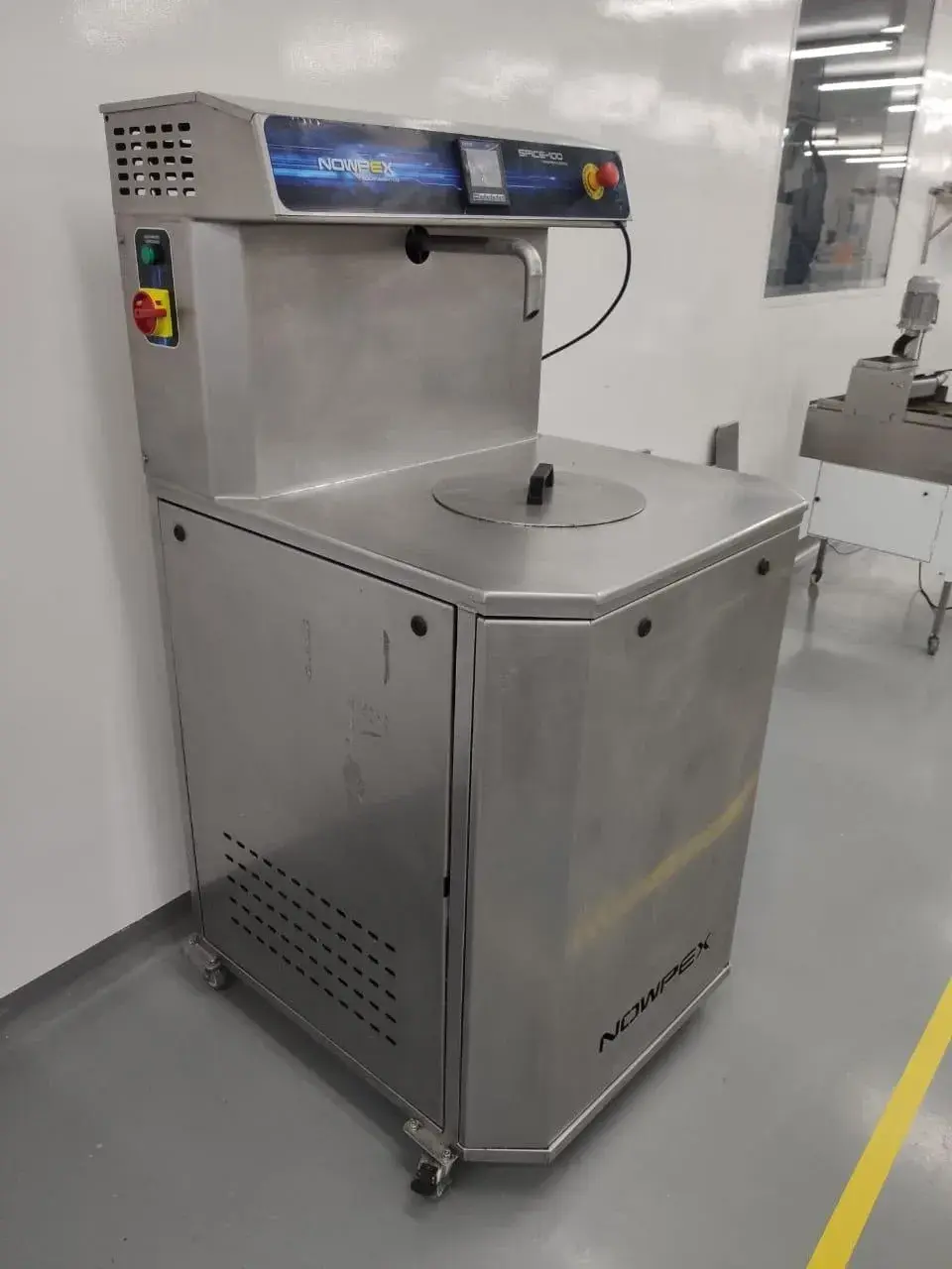 TEMPERADEIRA DE CHOCOLATE CAPACIDADE 100 KG/HORA MARCA NOWPEX