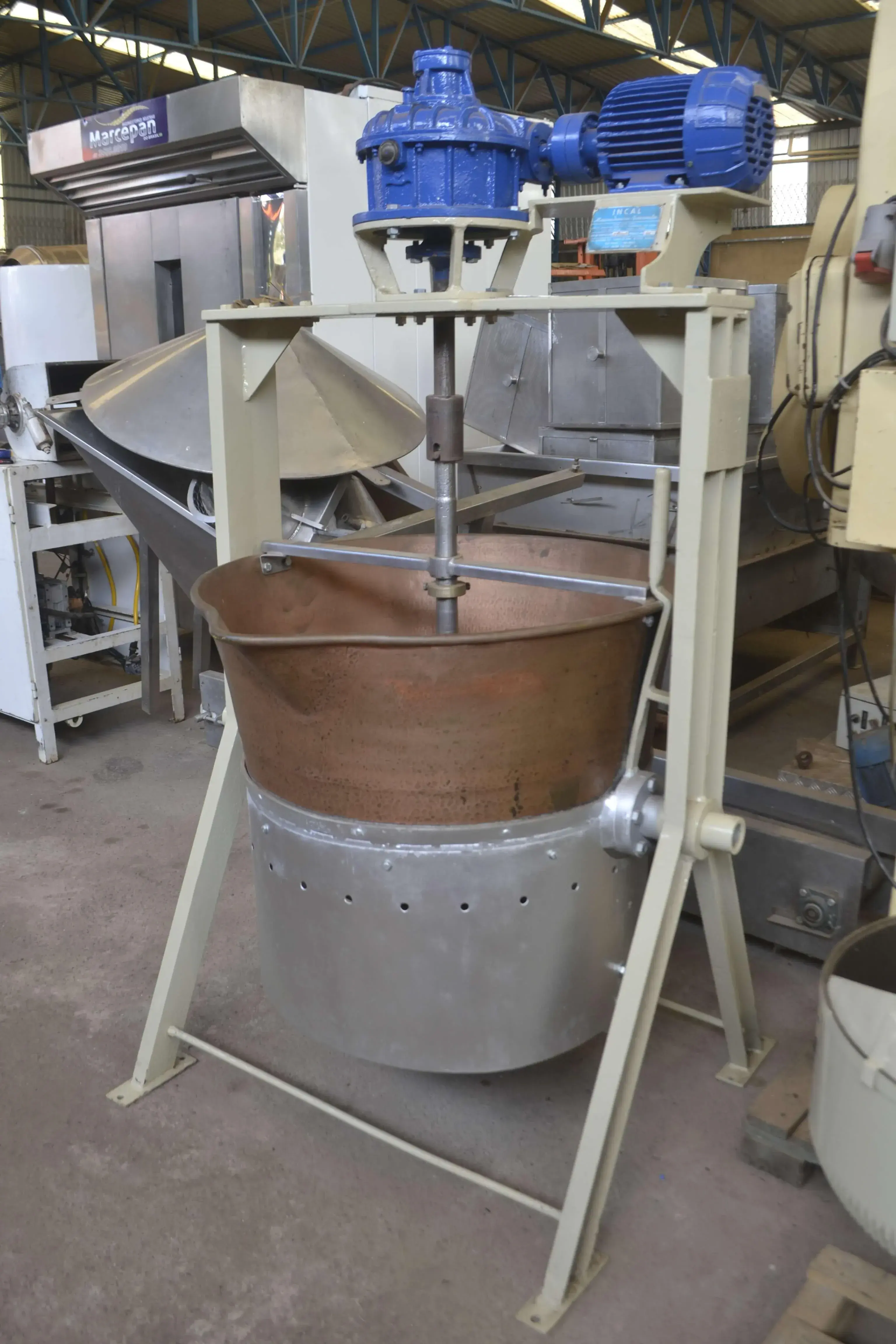 TACHO COZINHADOR EM COBRE CAPACIDADE 200 LITROS MARCA INCAL