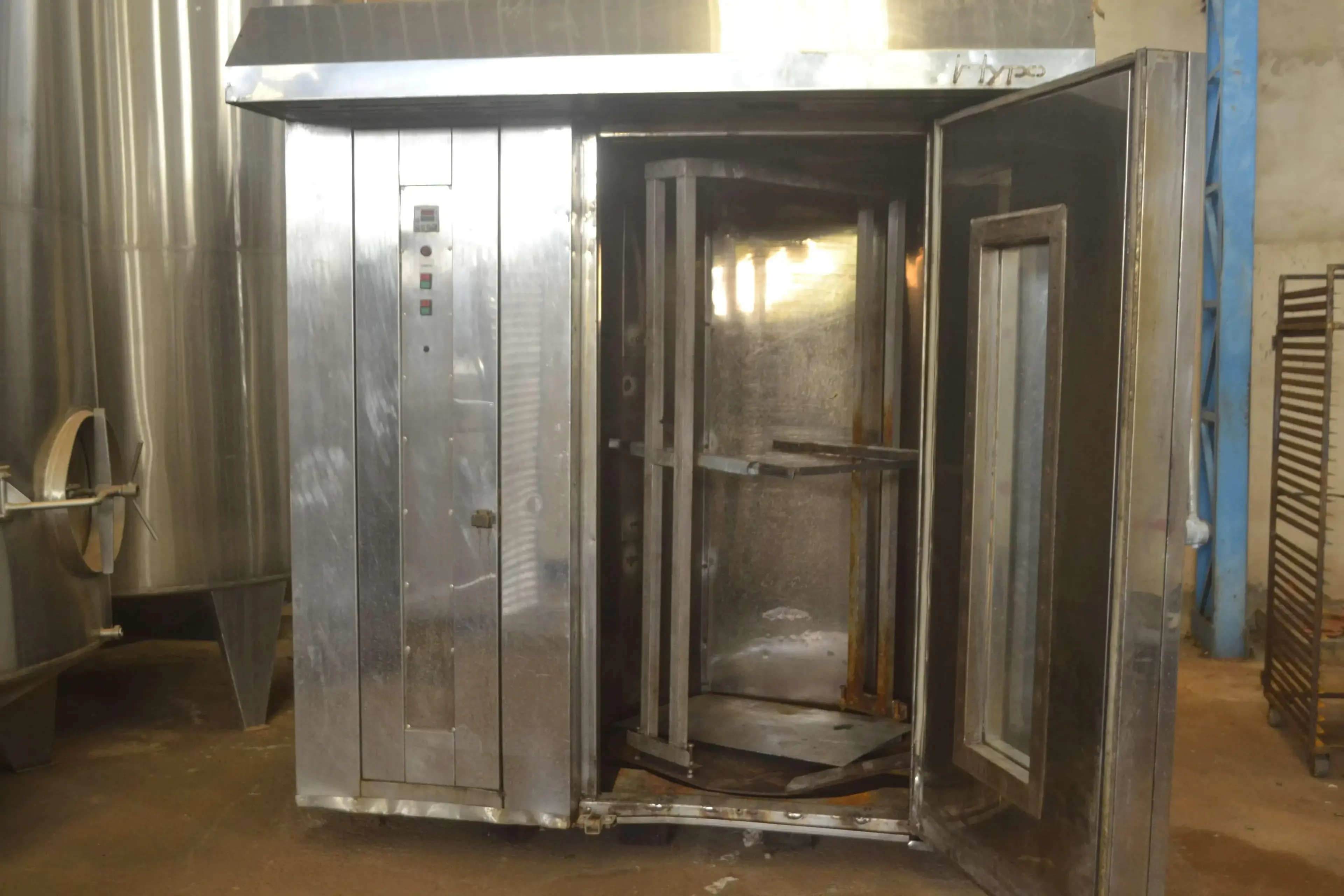 forno-rotativo-gas-um-carrinho-hypolito
