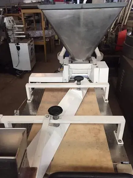 DIVISORA BOLEADORA MARCA CONSTRUCIONES MECANICAS PARA PANADERIA TABALL