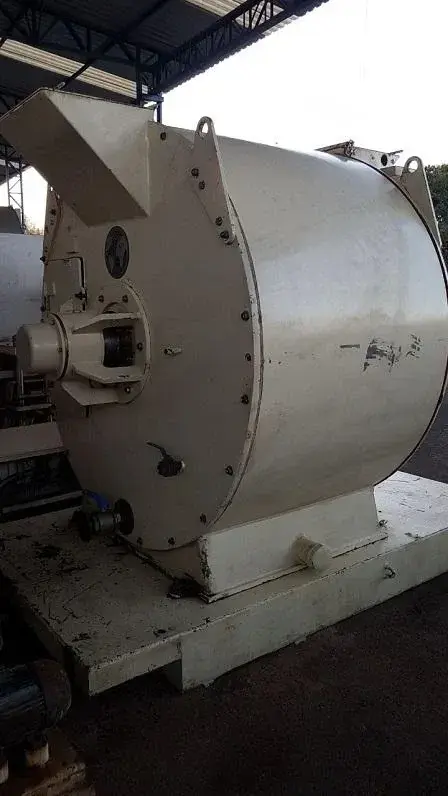 CONCHA DE CHOCOLATES 3 TON MARCA LOW & DUFF DEVELOPMENTS (LADCO)