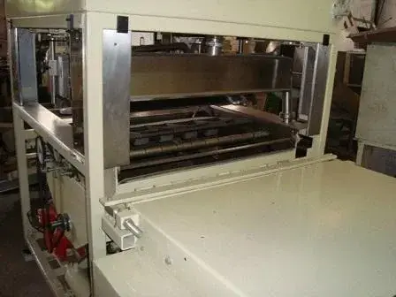 LINHA DE FABRICAÇÃO DE "TETA DE NEGA"