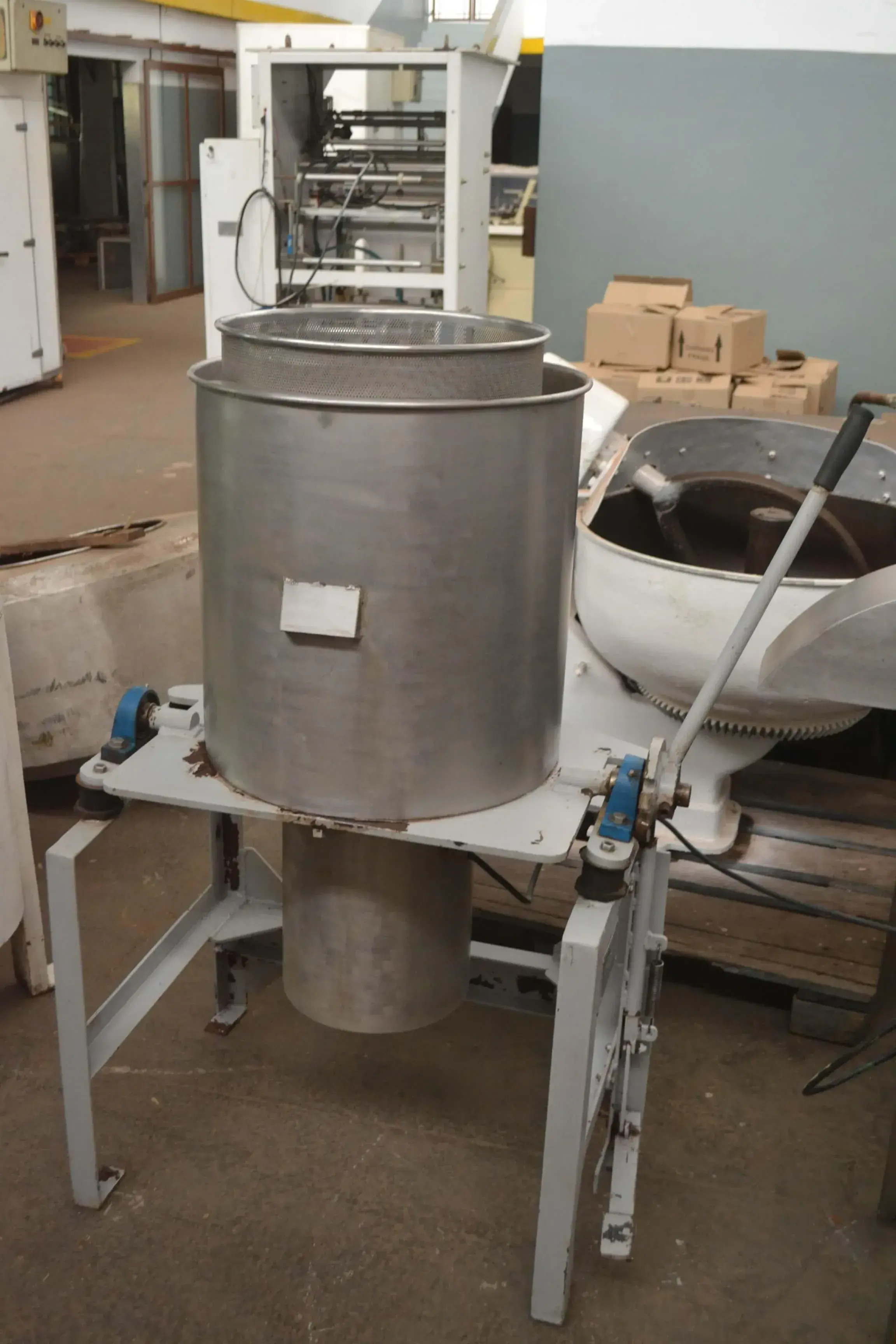 CENTRÍFUGA DE LEGUMES CAPACIDADE 500 KG/H MARCA SIDTEC