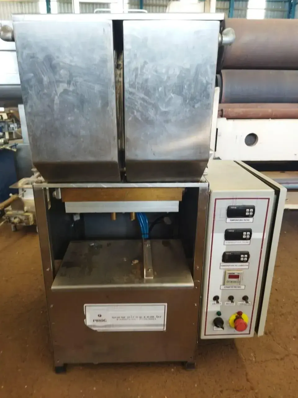 dosadora-one-shot-2-bicos-marca-pirog