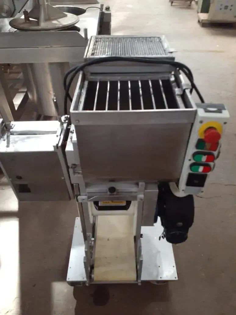 masseira-esfolhadeira-la-monferrina-capacidade-50-kg-h