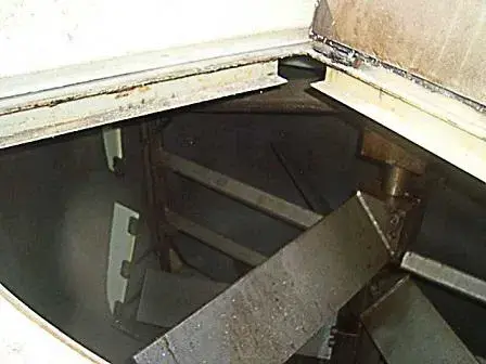 TANQUE DE 4 TONELADAS EM AÇO CARBONO