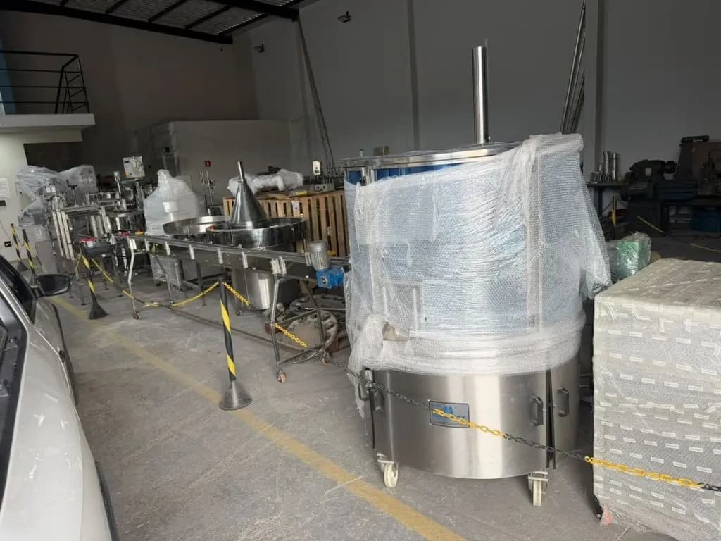 Envasadora Dosadora Seladora Rotativa de Copos Frascos Potes Milainox