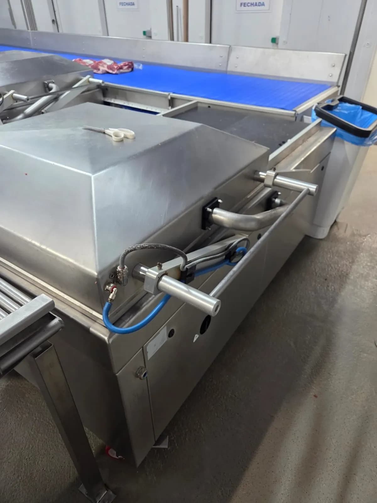 seladora-embaladora-em-inox-a-vacuo-com-camara-dupla-selovac
