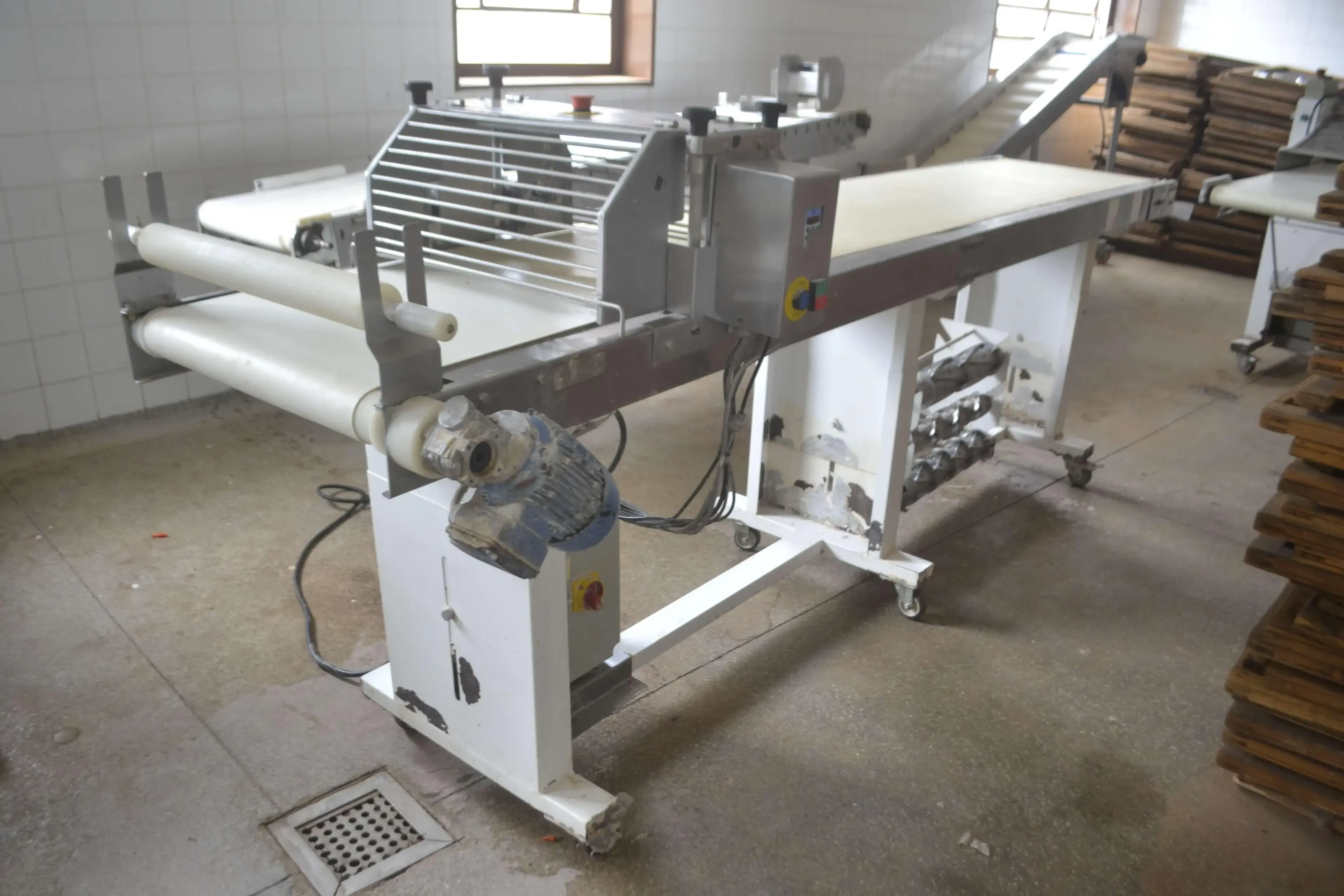 MESA CORTADORA 520 MM MARCA ECO