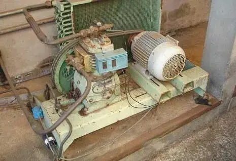 CONDENSADOR COM COMPRESSOR