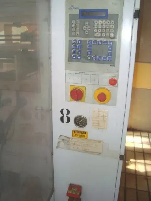 EMBALADORA COM 14 BALANÇAS MARCA MASIPACK