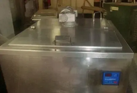 TINA DE MATURAÇÃO DE SORVETE 180 LITROS