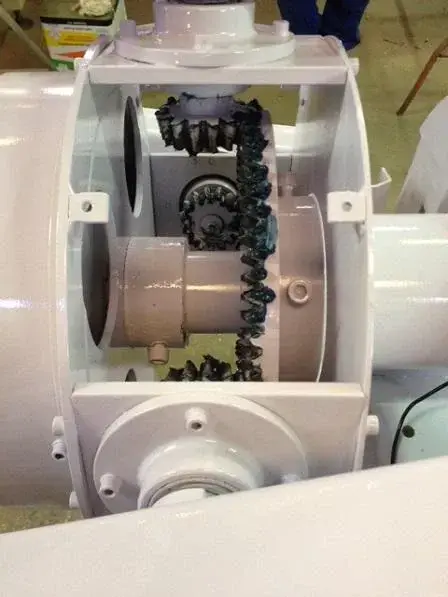 CENTRIFUGA DE OVOS DE CHOCOLATE