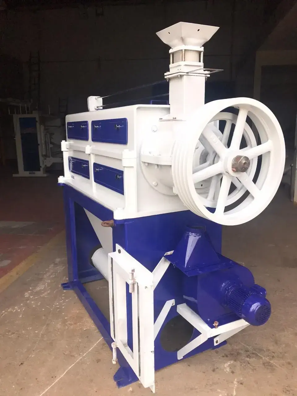 BRUNIDOR HORIZONTAL PARA ARROZ 4/6 TON/H MARCA SATAKE