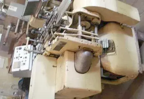 EMBALADORA DE DOCES MARCA OTTO HAENSEL MODELO HNK