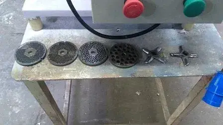 MOINHO DE AMENDOIM E CARNE COM BOCA DE 90MM