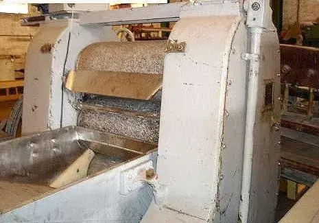 refinador-de-pedra-com-5-rolos-2