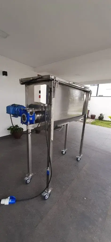 MISTURADOR RIBBON BLENDER INOX 250 LITROS
