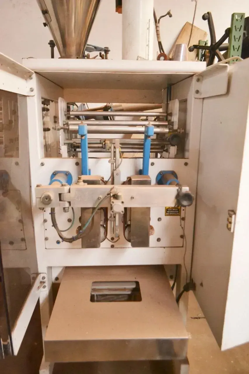 embaladora-para-produtos-em-po-marca-indumak