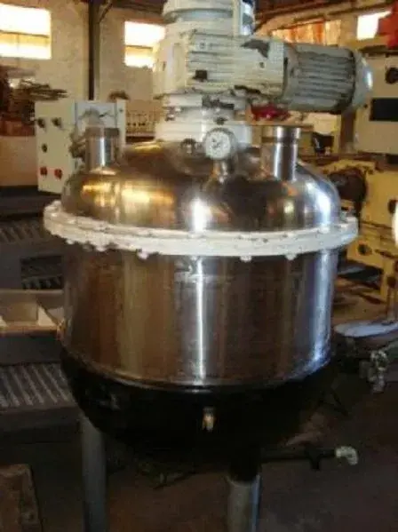 REATOR EM AÇO INOX DE 200 LITROS